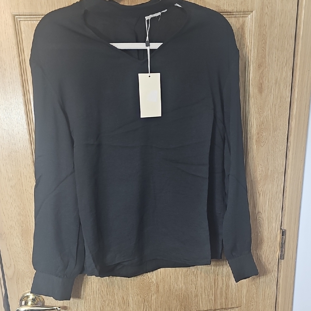 Elegant Black Women's Blouse